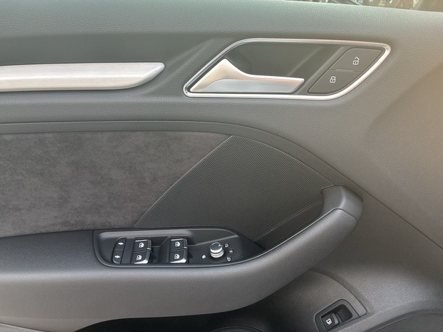 Audi - A3 Sportback e-tron 1.4 TFSI S-tronic S line LED_7