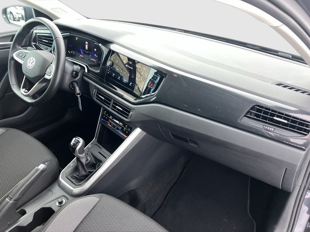 VW - Polo VI 1.0 MPI Life AHK GJR LED MFL PDC SHZG_9