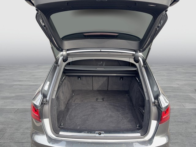 Audi - A4 Avant 50 TDI S-tronic quattro S-Line MATRIX_4