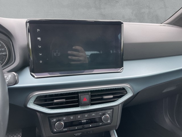 Seat - Arona 1.0 TSI DSG Xperience LED LM17 NAVI TEMP_5 Seat - Arona 1.0 TSI DSG Xperience LED LM17 NAVI TEMP_5