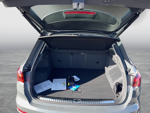 Audi - Q3 35TFSI S-tronic advanced LED+ACC+NAVI+_4