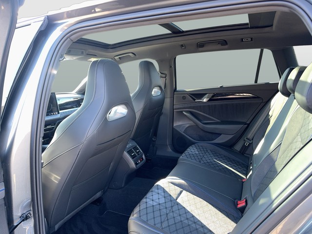 VW - Passat Variant 2.0 TDI DSG Business CAM LED NAVI_3