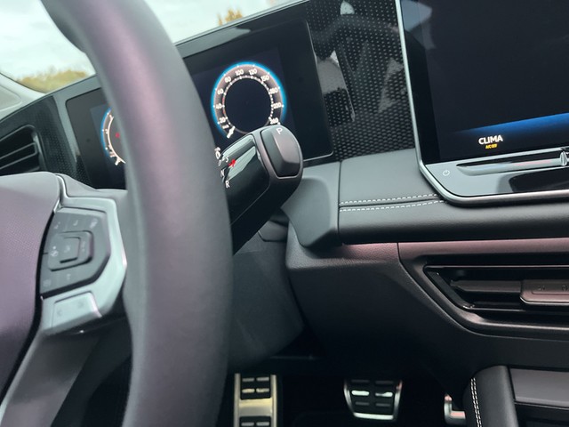 VW - Tiguan 1.5 eTSI DSG Goal AHK CAM LED NAVI PANO_9