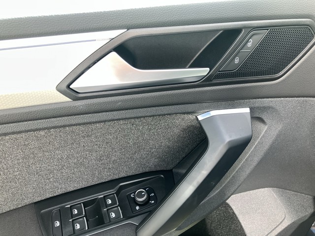 VW - Tiguan 1.5 TSI DSG Move NAVI+ACC+SHZG+LED_5