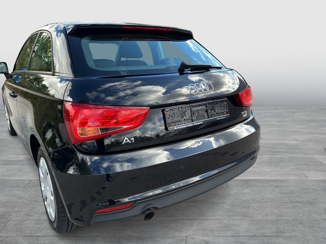 Audi - A1 1.0TFSI basis SHZ+PDC+KLIMA_4
