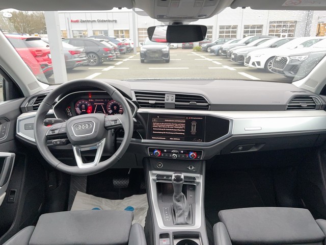 Audi - Q3 35 TFSI S-tronic advanced AHK+ACC_2