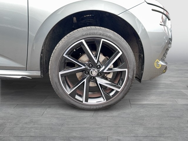 VW - Tiguan 1.5 TSI Active ACC+LED+NAVI+RFK+SHZ+LANE_17