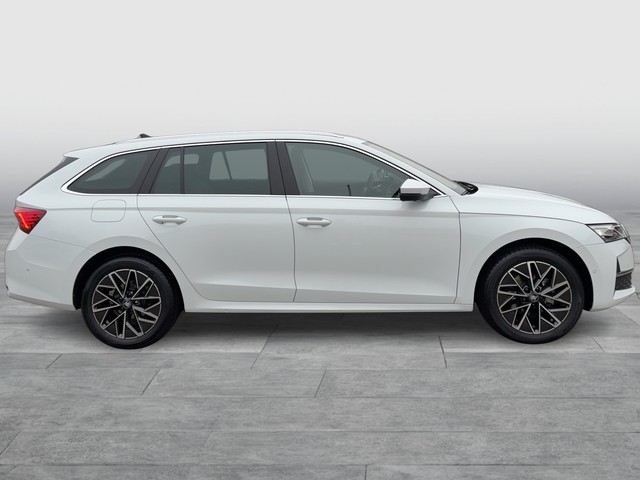 Skoda - Octavia Combi 2.0 TDI DSG Selection Head-Up+Virtual+Navi_16