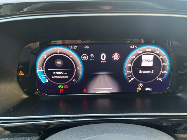 VW - T-Roc 2.0 TSI DSG 4Motion R-Line BlackStyle+Pano_4