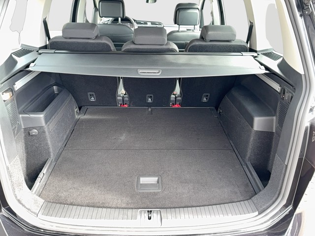 VW - Touran 1.5 TSI DSG Comfortline NAVI+ACC+AHK+PDC_4 VW - Touran 1.5 TSI DSG Comfortline NAVI+ACC+AHK+PDC_4