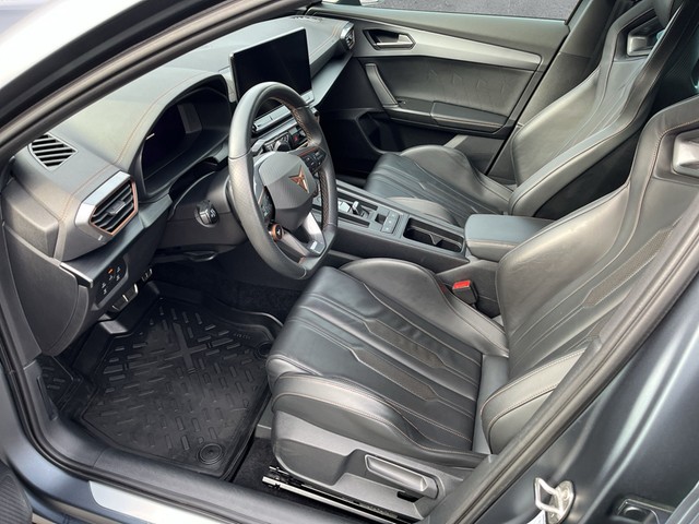 CUPRA - Formentor 2.5 TSI 4Drive DSG VZ5 ACC LED NAVI_16