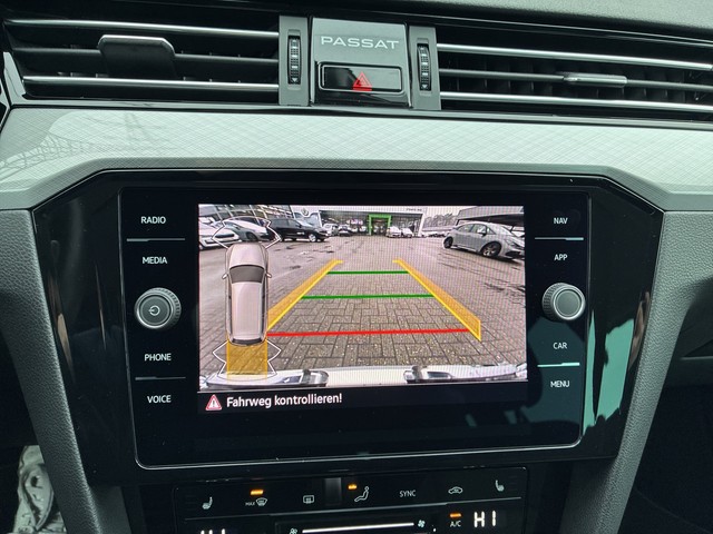 VW - Passat Variant 2.0 TDI DSG Business LED+KAMERA_5