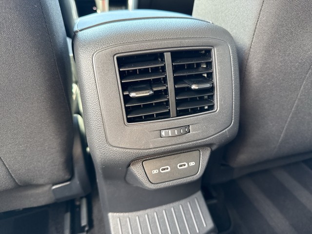 VW - T-Roc 1.5 TSI DSG Style ACC+LED+SHZG+DAB+LM17"_5