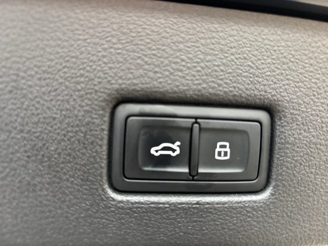 Audi - A7 Sportback 50 TFSI e quattro S-tronic AHK HUD_6