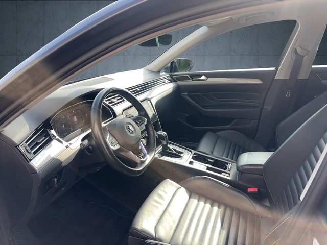 VW - Passat Var. GTE 1,4 l TSI DCC Nappa AHK Matrix_13