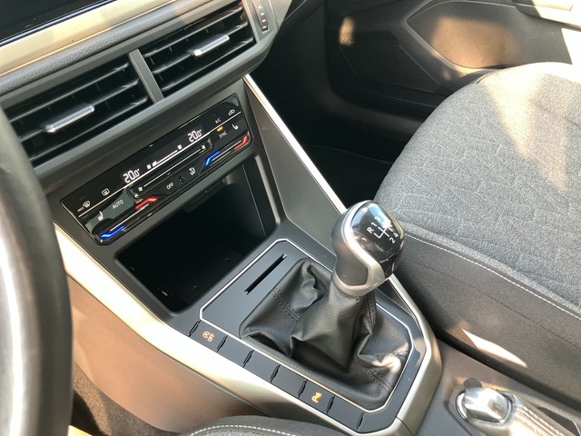 VW - Polo 1.0 TSI Move LED+NAVI+SHZG+PDC+DAB+LM15"_5