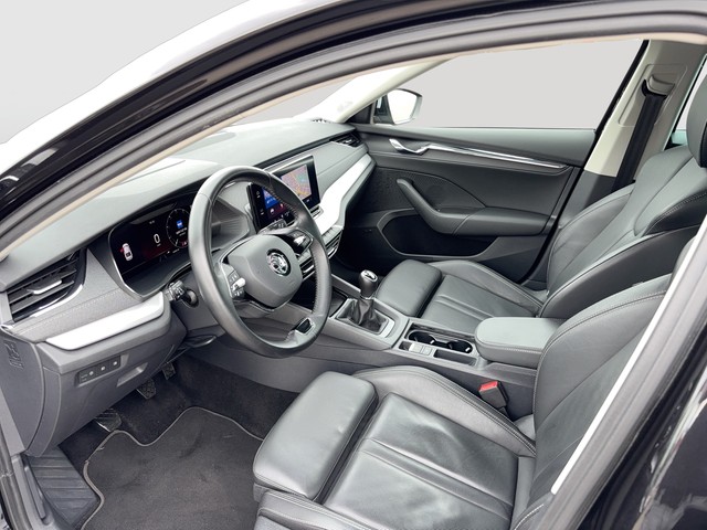 Skoda - Octavia Lim. 2.0 TDI Style CAM HUD LED LEDER NAVI_22 Skoda - Octavia Lim. 2.0 TDI Style CAM HUD LED LEDER NAVI_22