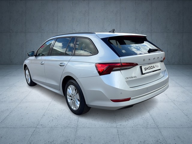 Skoda - Octavia Combi 2.0 TDI DSG Ambition AHK+NAV+SHZG+LED_11
