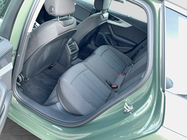 Audi - A4 Avant 2.0 TDI DSG 35 TDI RÜCKFAHRKAMERA+NAVI_3