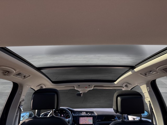 VW - Touran 2.0 TDI DSG Comfortline LED PANO 7-SITZE_14 VW - Touran 2.0 TDI DSG Comfortline LED PANO 7-SITZE_14