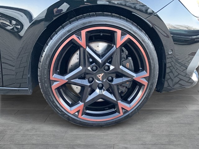 CUPRA - Leon Sportstourer 2.0 TSI DSG 4Drive VZ DCC+RFK_9