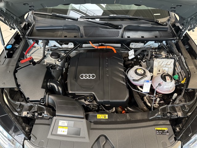 Audi - Q5 50 TFSI e S-tronic S line quattro AHK+PANO+LED_17
