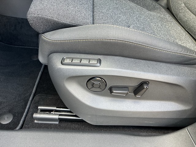 Skoda - Kodiaq 1.5TSI iV Selection AHK+Matrix+Navi+Kamera_6